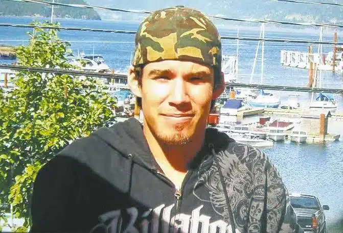 ทิม แมคเลน เหยื่อ