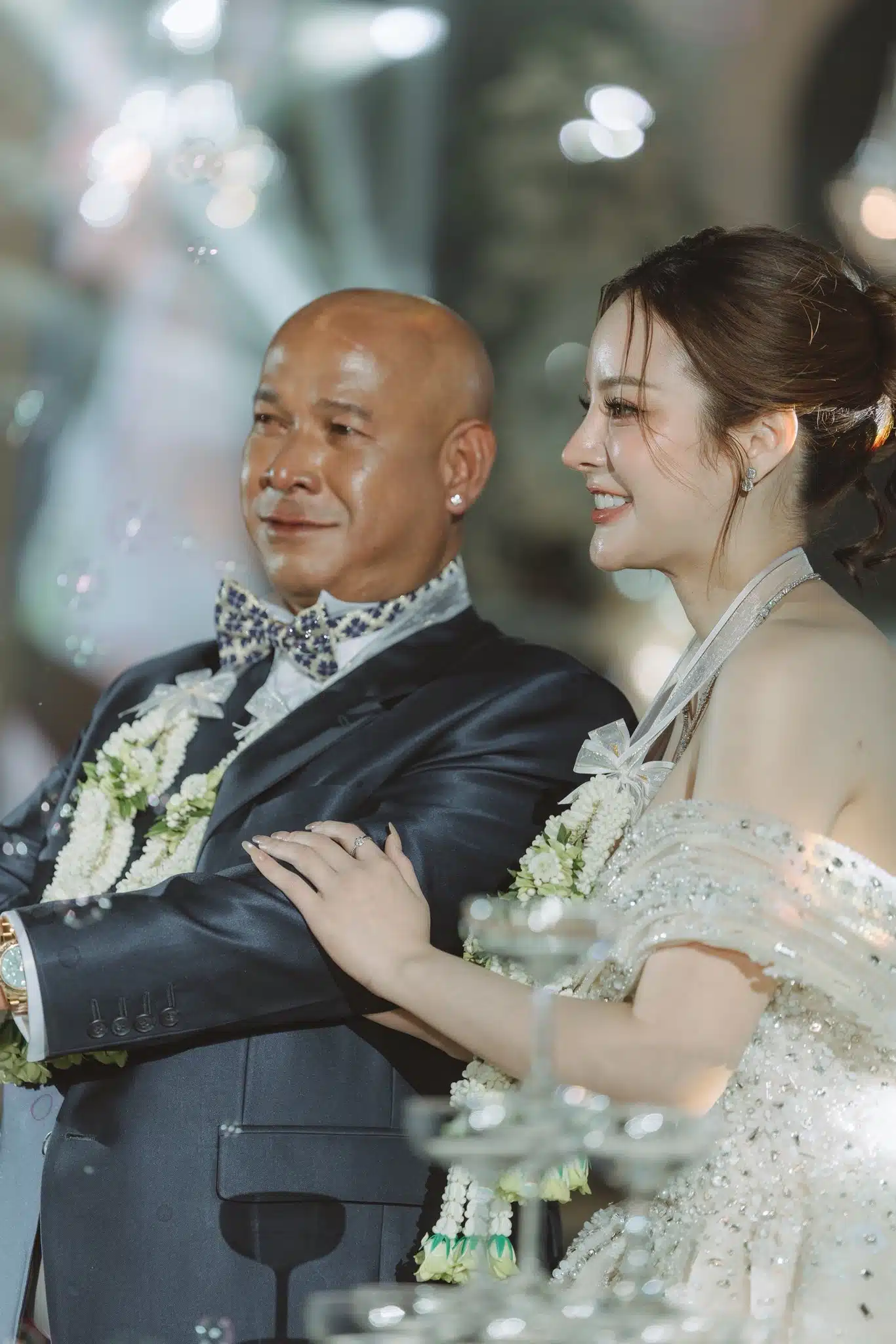 บังมัด คลองตัน และ ต้นข้าว