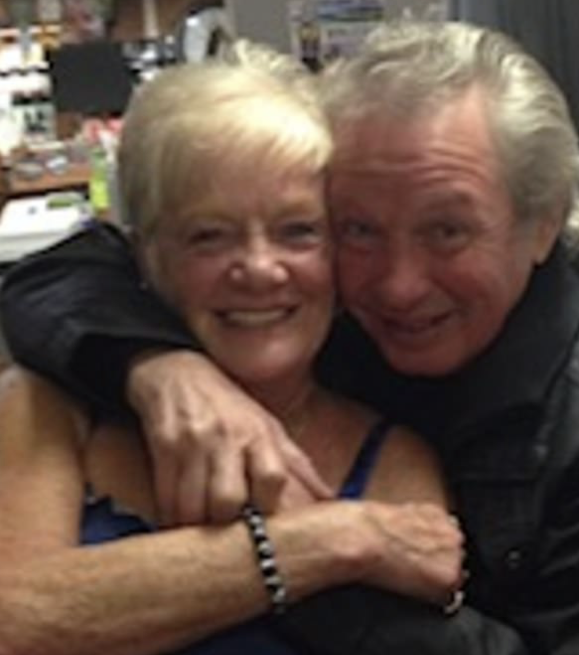 แก๊งค้ายายิ้มร่า ศาลยกฟ้อง ฆาตกรรม 2 ตายายบริสุทธิ์ เพราะลูกชายติดหนี้ค่ายา 400 ปอนด์