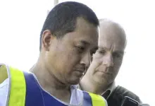 ชายจีนคลั่ง ไม่ต้องรับโทษ "ตัดหัว-กินคนบนรถบัส" อ้างหูแว่วพระเจ้าสั่งให้ทำ ครอบครัวเหยื่อทำใจไม่ได้