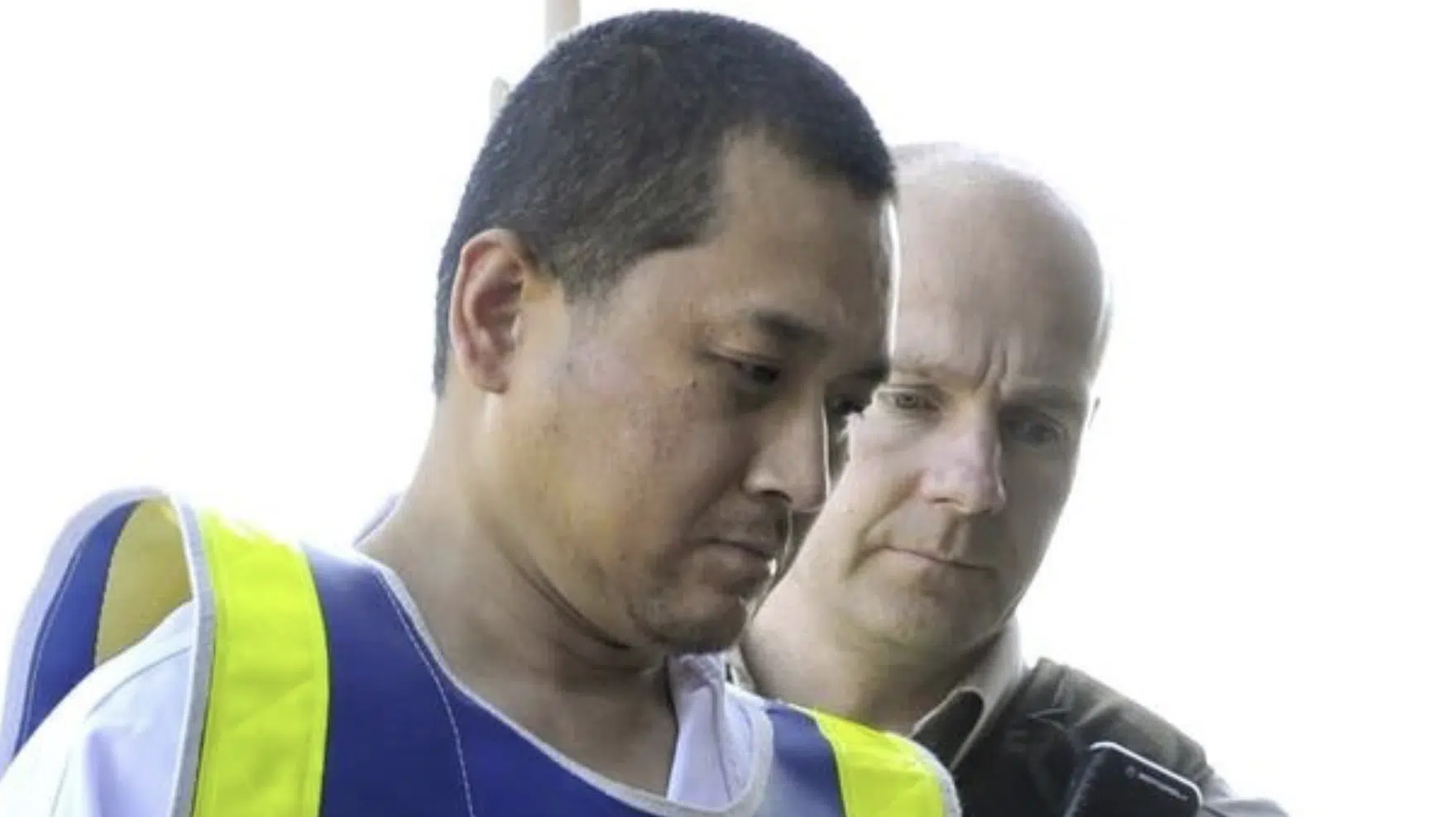 ชายจีนคลั่ง ไม่ต้องรับโทษ "ตัดหัว-กินคนบนรถบัส" อ้างหูแว่วพระเจ้าสั่งให้ทำ ครอบครัวเหยื่อทำใจไม่ได้