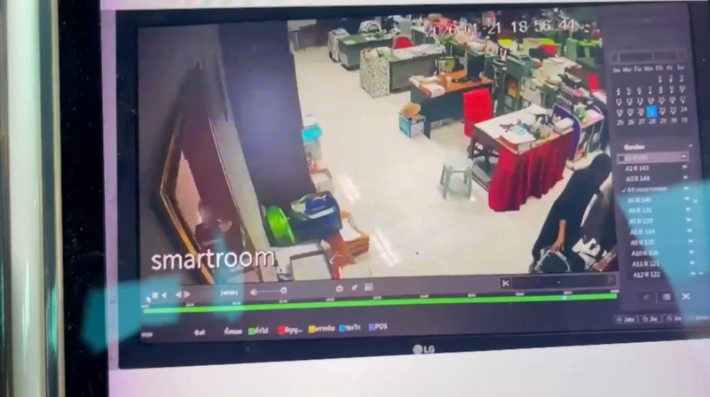 วงจรปิดเผยนาที ครูปอ ย่องเข้าห้องการเงิน ใช้ผ้าบังกล้อง-เอกสารการเงินหาย ก่อนจบชีวิ