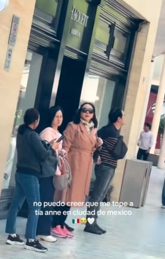 หลุดภาพ แอน จักรพงษ์ โผล่ใช้ชีวิตสุดชิลกลางเม็กซิโก เมินหมายจับหุ้นกู้ 30 ล้าน-2