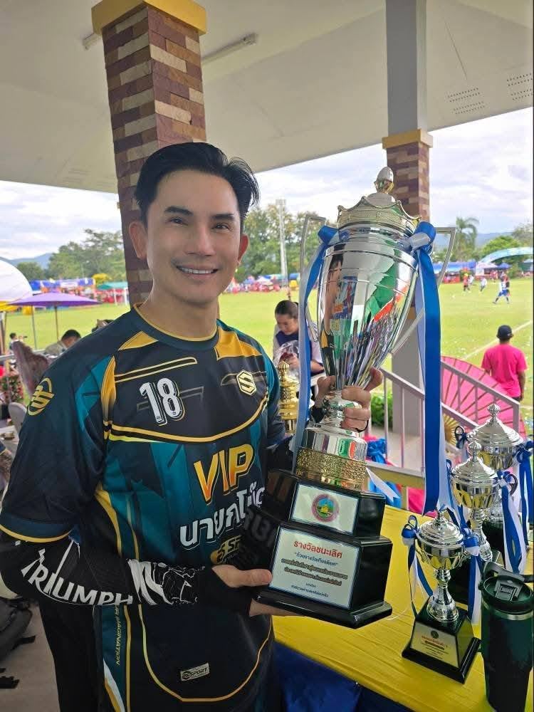 เปิดภาพล่าสุด บี๋ สวิช หวนคืนจอแก้วอีกครั้ง ในวัยเลข 5 หล่อเป๊ะไม่เปลี่ยน-5