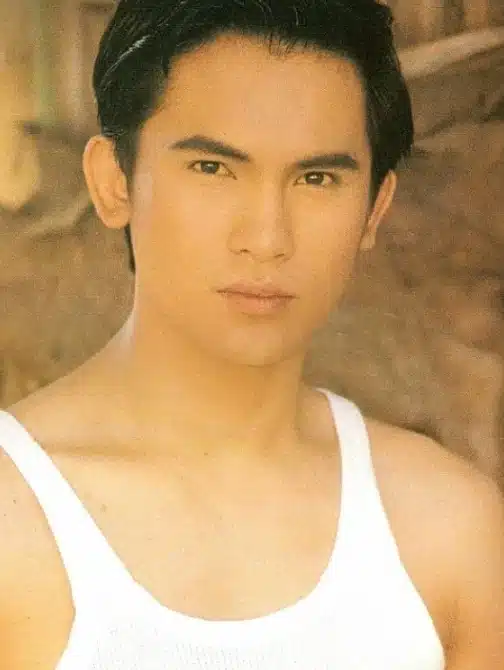 เปิดภาพล่าสุด บี๋ สวิช หวนคืนจอแก้วอีกครั้ง ในวัยเลข 5 หล่อเป๊ะไม่เปลี่ยน-6