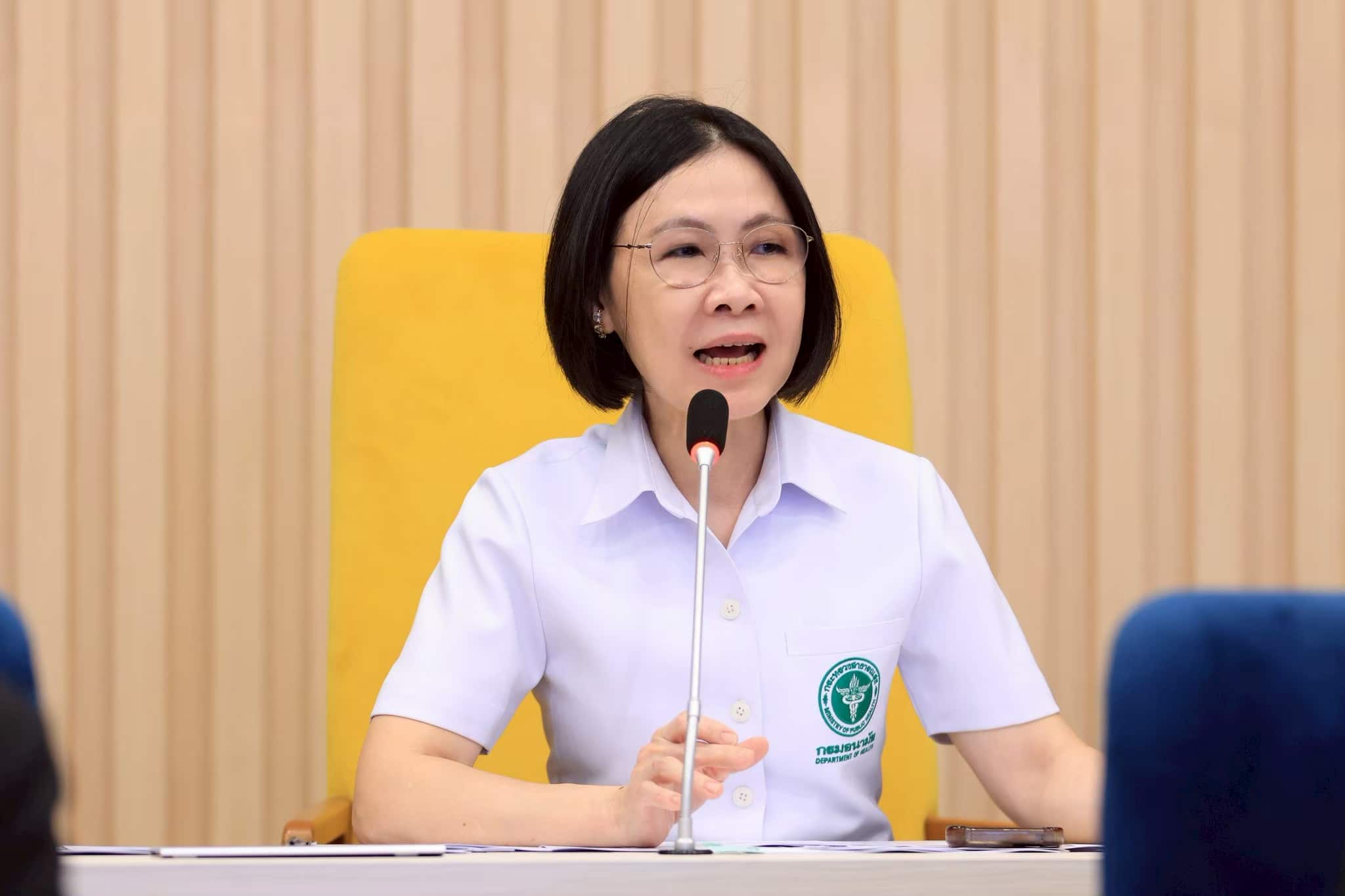 แพทย์หญิงอัมพร เบญจพลพิทักษ์ อธิบดีกรมอนามัย