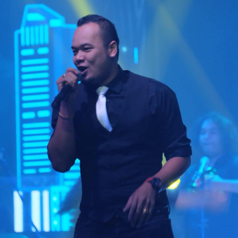 ประวัติ เหน่ง เหม่งจ๋าย จากเวทีคาเฟ่สู่ทีมเชิญยิ้ม