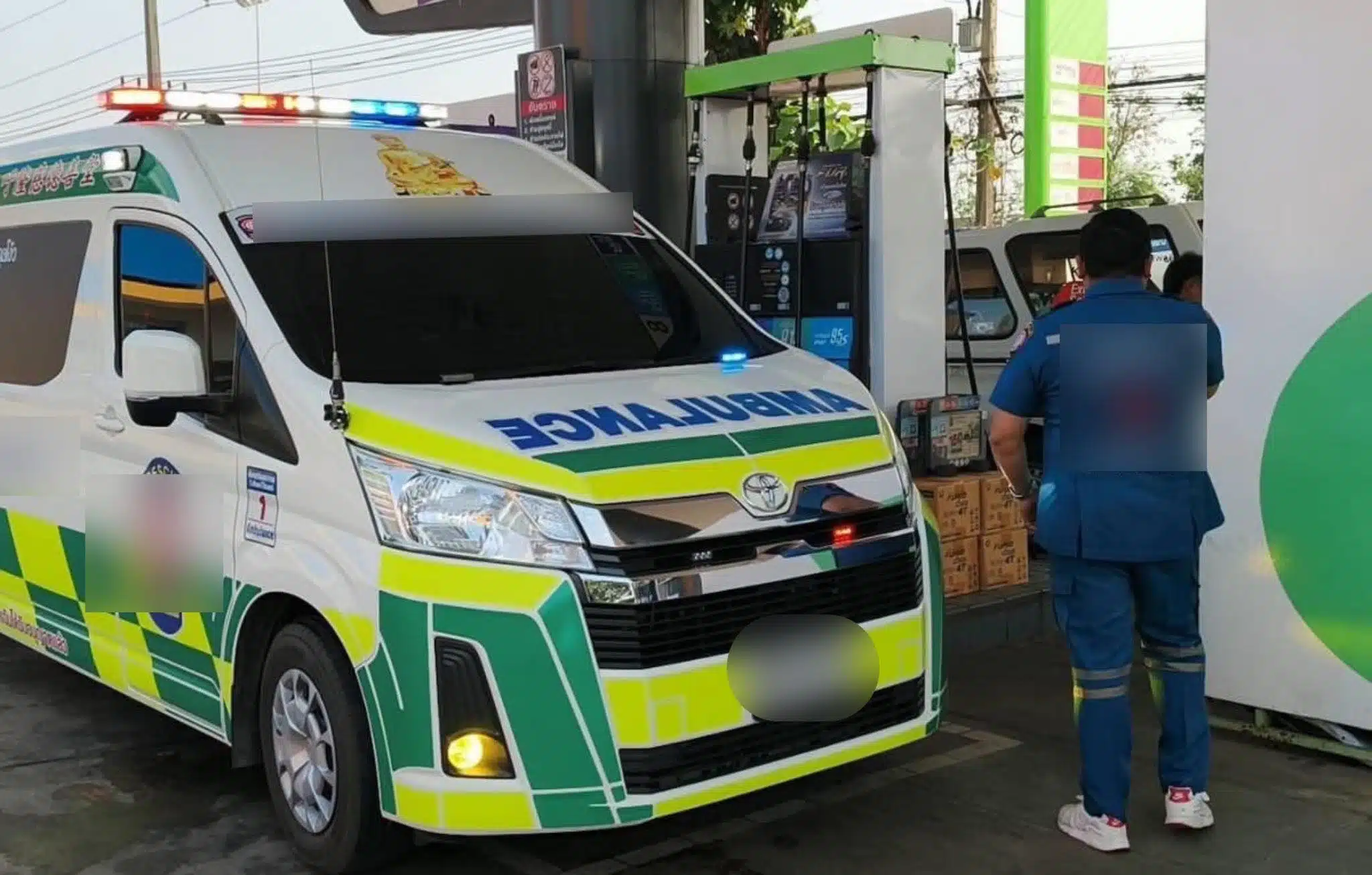 นอกเหนือจากเรื่องธุรกิจ ปั๊มน้ำมันจัดตั้งปั๊มฉุกเฉินสำหรับเจ้าหน้าที่กู้ภัย