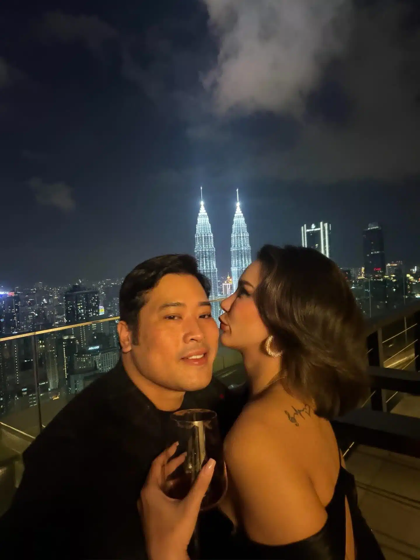 พราด้า ธันย์สิตา และ ท่านอ้น-3