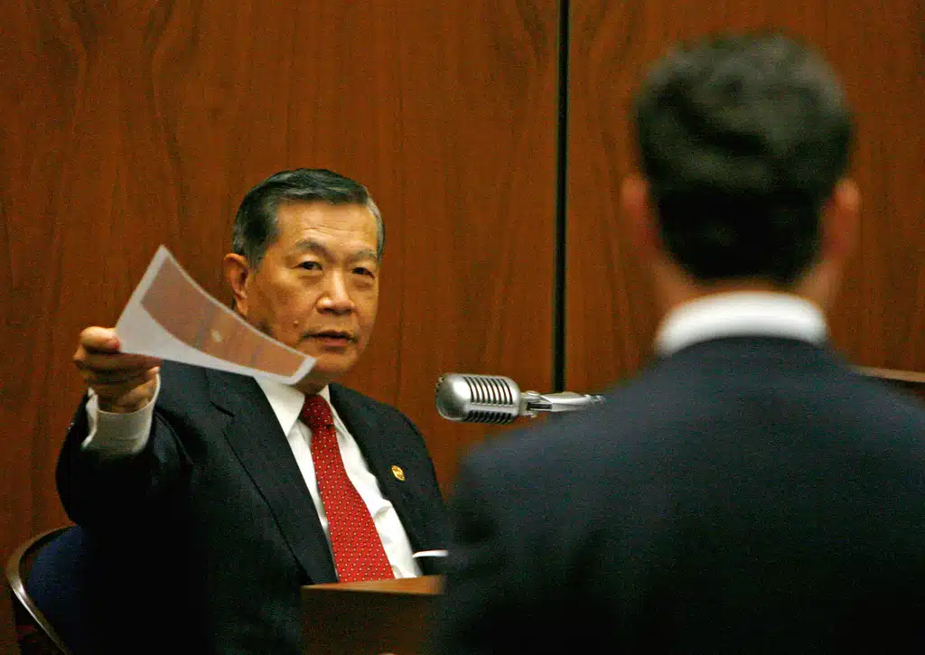 ดร.เฮนรี ลี-2