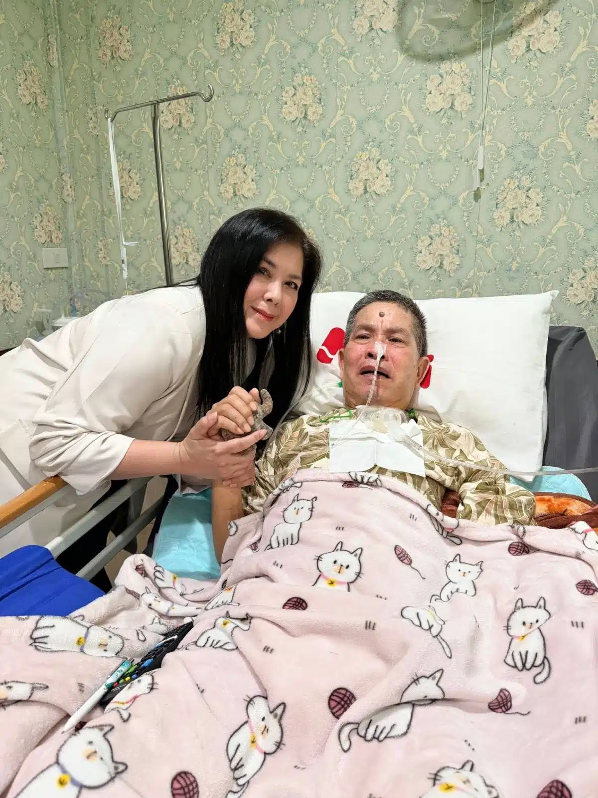 แบม จณิสตา เยี่ยม เด๋อ ด็อกสะเดา ตำนานตลกผู้ป่วยหนัก