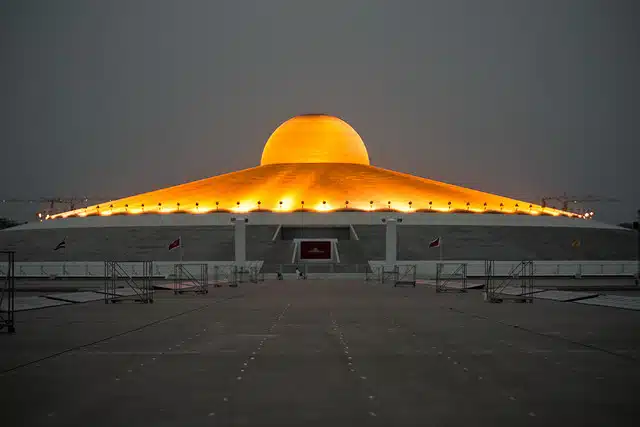 สรุปไทม์ไลน์คดีธัมมชโย