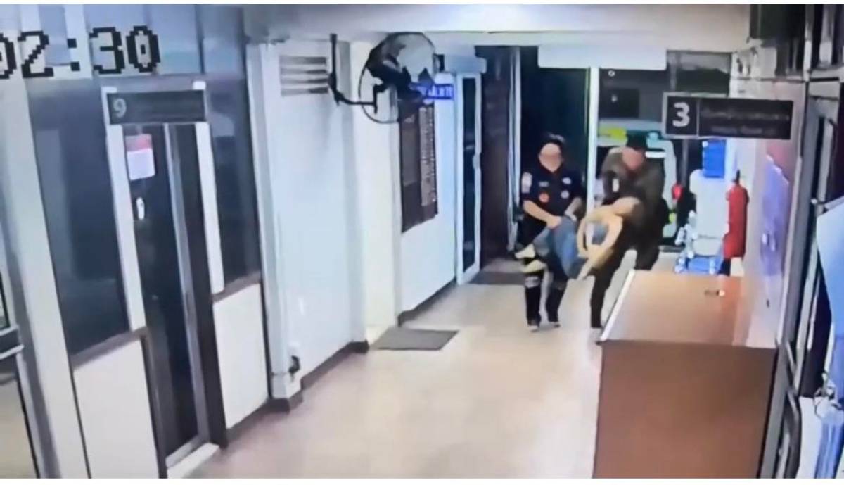 ความไม่พอใจต่อการละเลยนาน 2 ชั่วโมง ครอบครัวเรียกร้องความเป็นธรรมให้กับลูกสาวที่เสียชีวิตหลังถูกส่งตัวโดยตำรวจ