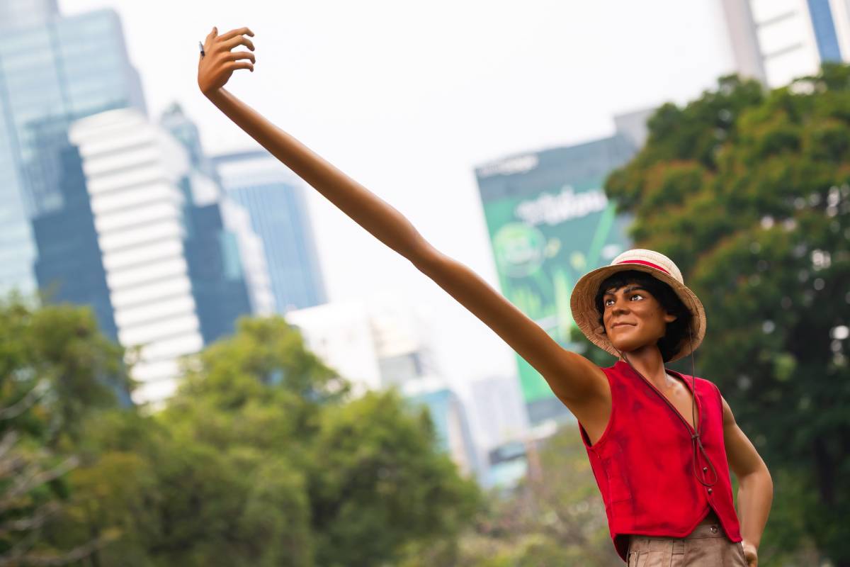 Netflix แปลงโฉมสวนลุมพินีให้กลายเป็นโลกของวันพีซ