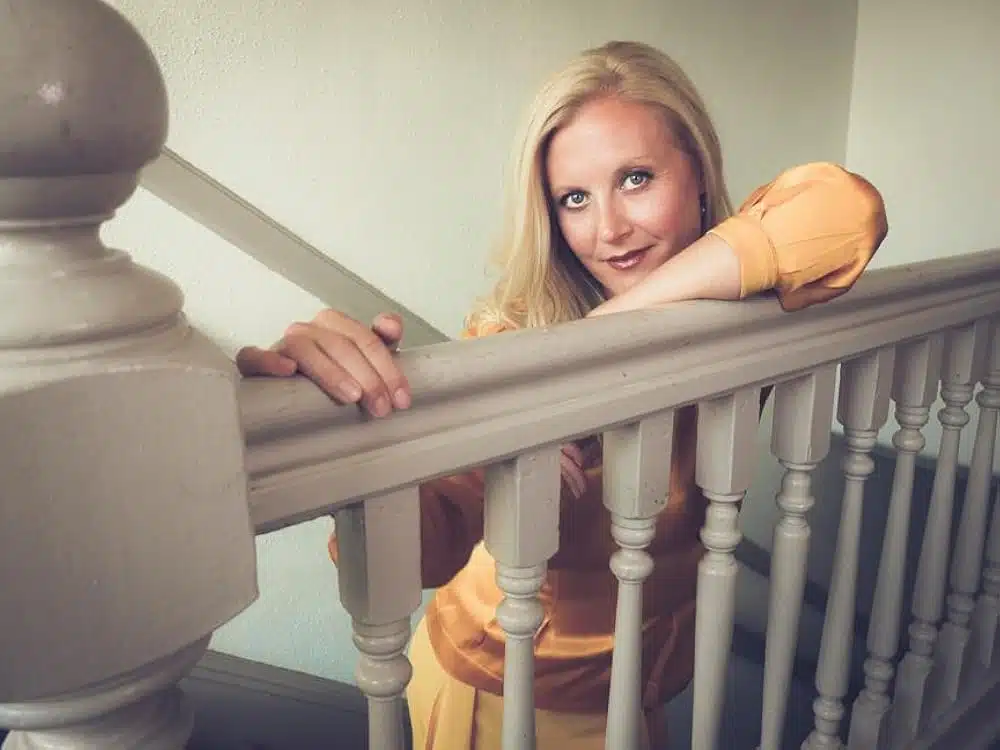 อาลัย แครี เฟลมมิง ดาราซีรีส์ Supernatural เสียชีวิตด้วยมะเร็งเต้านม