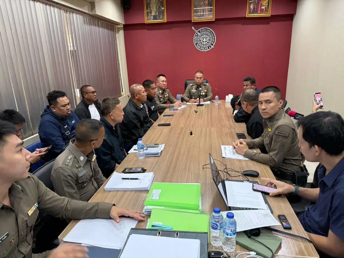 ซัดทอดผู้บงการคดีฆ่าผู้จัดการท็อป