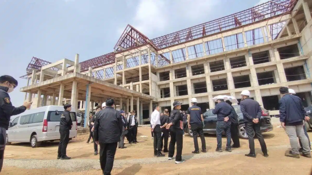 DSI ตรวจสอบกรณีการก่อสร้างศาลาว่าการจังหวัดแพร่ที่ถูกทิ้งร้าง