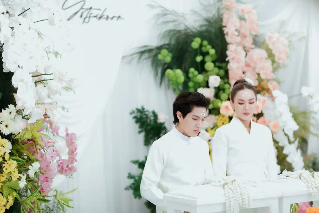 นางเอกช่อง 7 ควงแฟนหนุ่ม เข้าพิธีแต่งงานแบบล้านนา บรรยากาศอบอุ่นเรียบง่าย-1