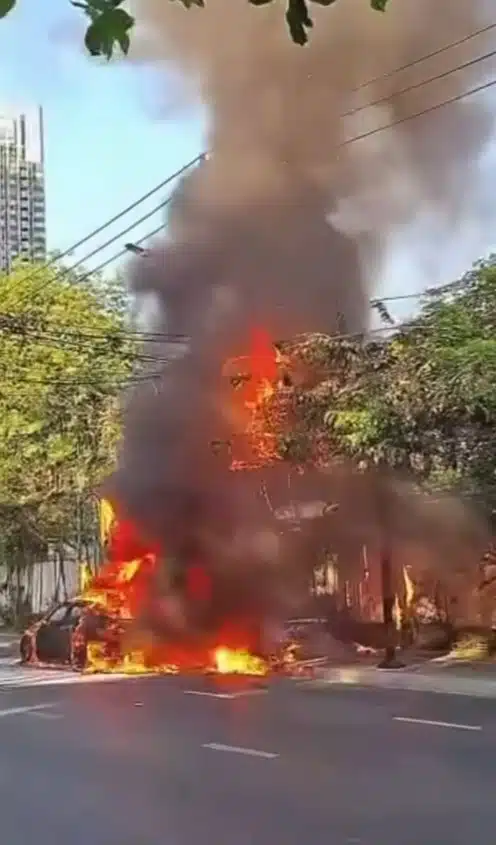 นิ่ม สาริศา รถไฟไหม้