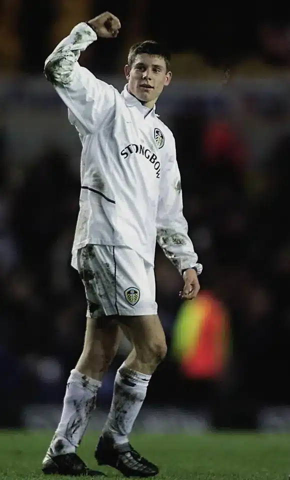 เจมส์ มิลเนอร์ สมัยสวมยูนิฟอร์มยูงทอง