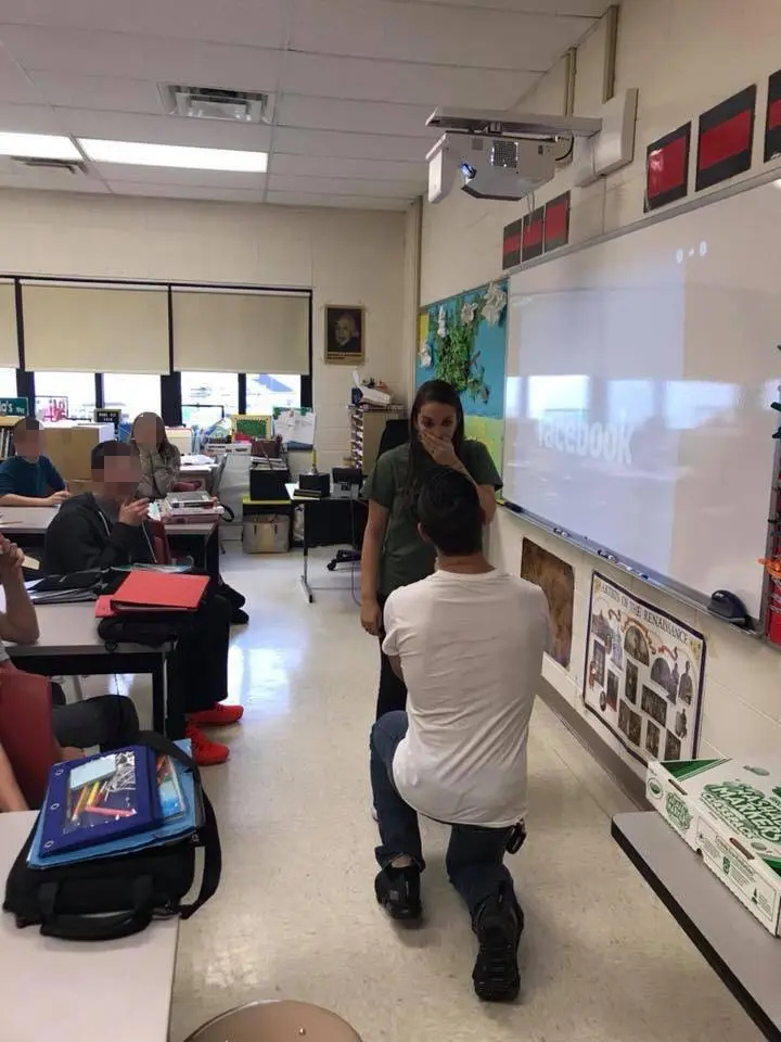 ครูสังคมเสื่อม ข่มขืนนักเรียนชาย 13 มาราธอน ในห้องเรียนที่สามีเคยขอแต่งงาน ก็ไม่เว้น