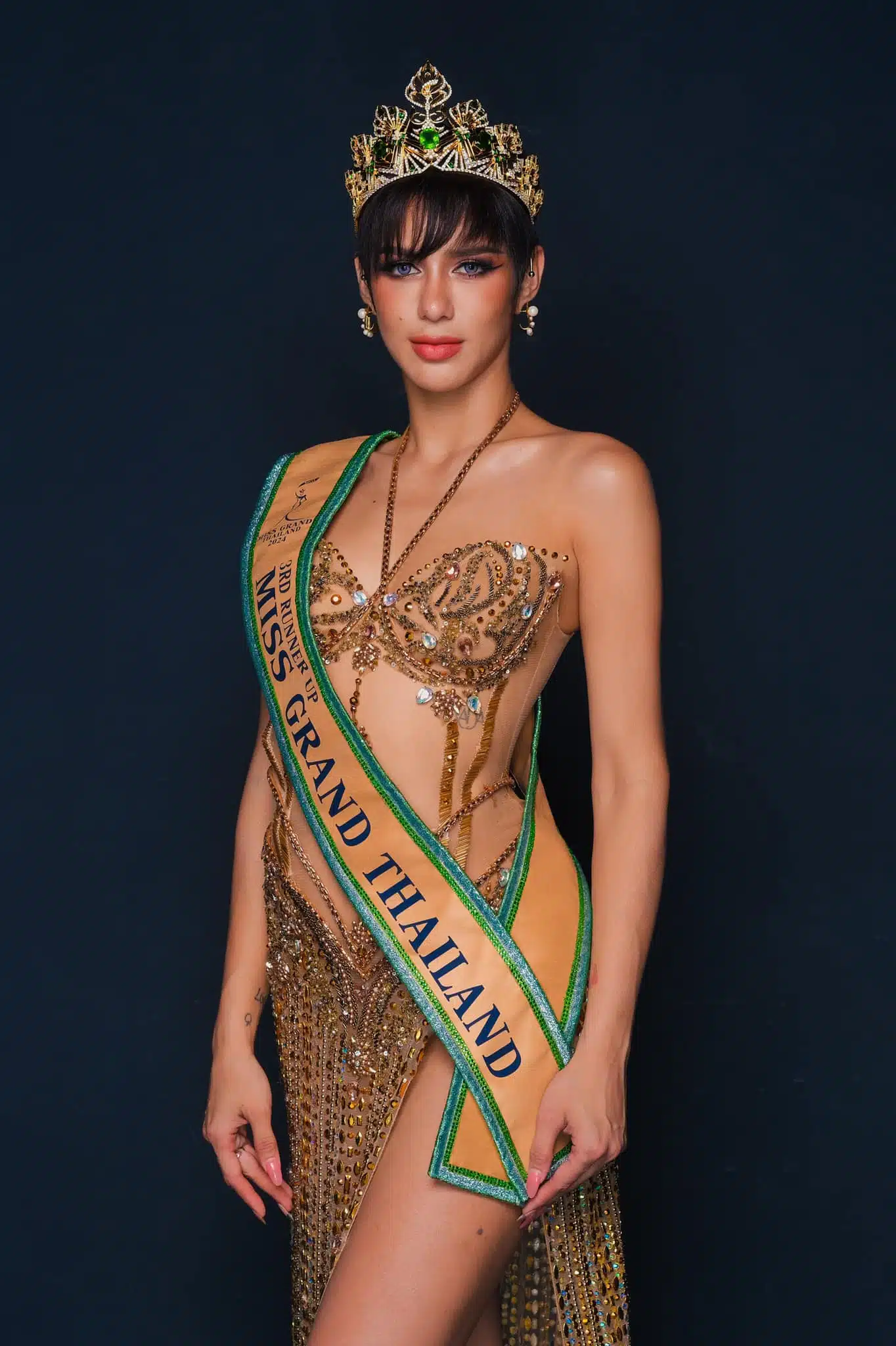 พราด้า ธันย์สิตา