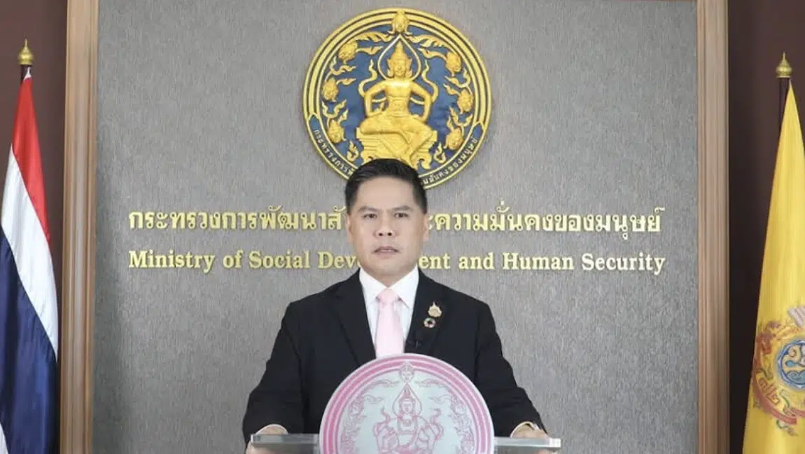 ประวัติ ท็อป วราวุธ ศิลปอาชา ลูกชายอดีตนายกรัฐมนตรี