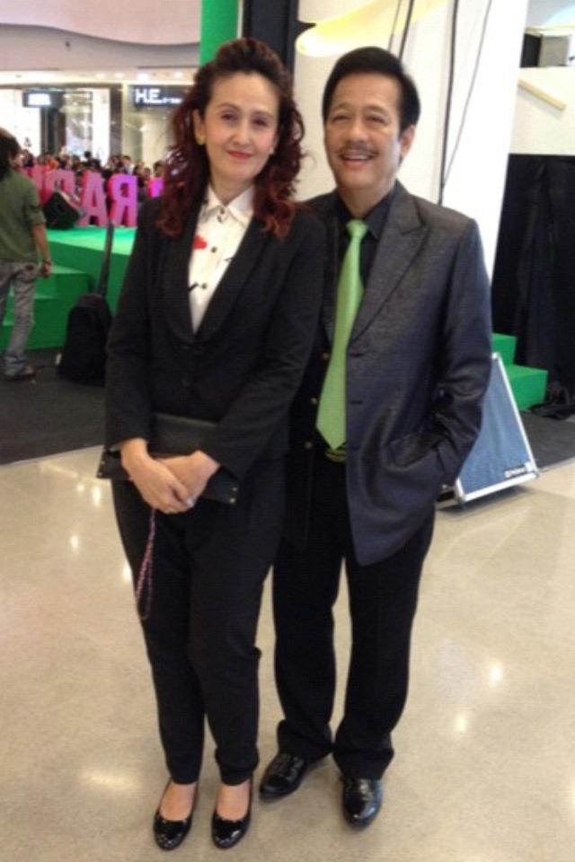 ร็อคกี้ ลูกชาย สุรชัย ร่อนหมายเชิญสื่อ ฟังความจริงตลอด 47 ปีจากปาก แม่เจี๊ยบ ศกุณตลา-4