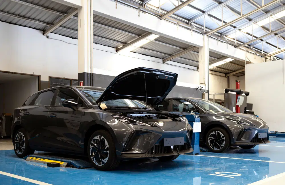 ซ่อมห้าง VS ซ่อมอู่