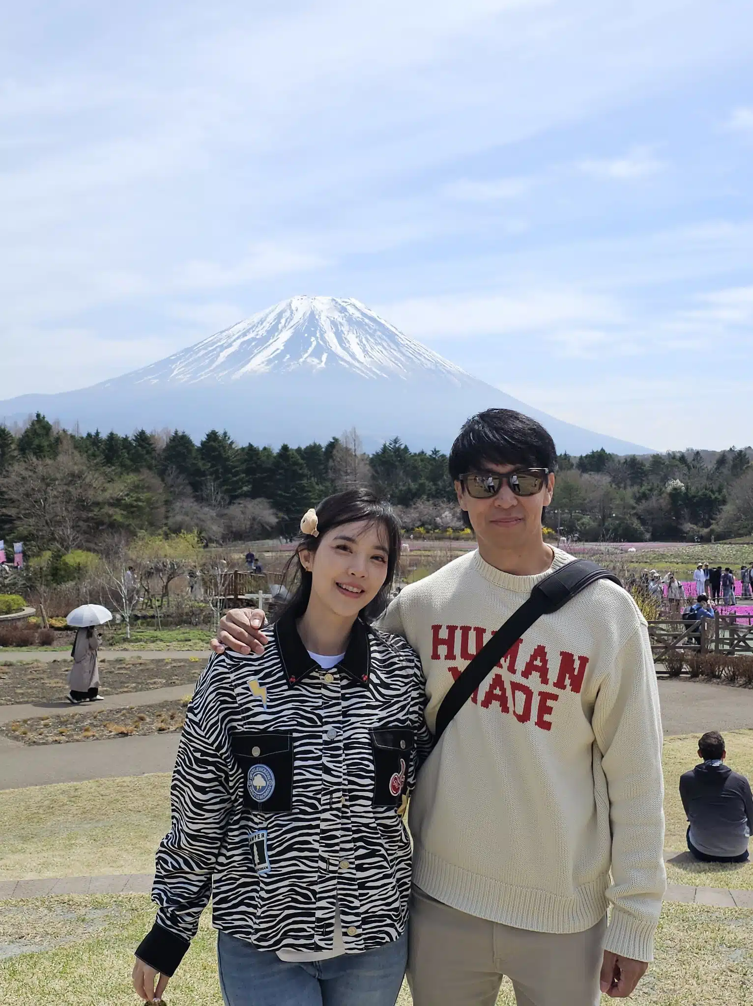 บัว สโรชา และ ตั้ม พิพัทธ์