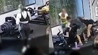 หวีดร้องกลางยิม! สาว 19 ยกเวท 160 กิโลฯ พลาดเหล็กหล่นทับเข่า หักสองข้าง