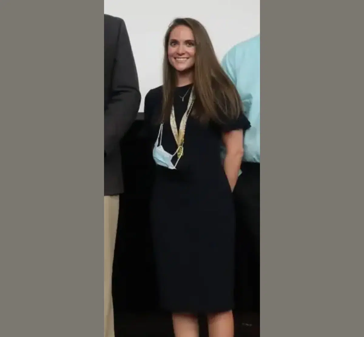 แอชลีย์ ฟิชเชอร์ ครูสาวอายุ 36 ปี