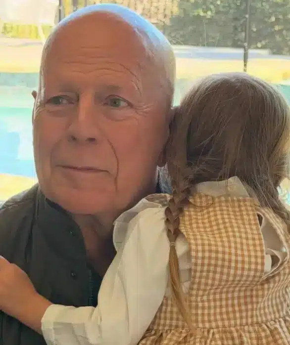 The Unexpected Journey ที่เอ็มมาเป็นผู้เขียน ยังเปิดเผยถึงแนวทางการดูแลจิตใจของคนในครอบครัว