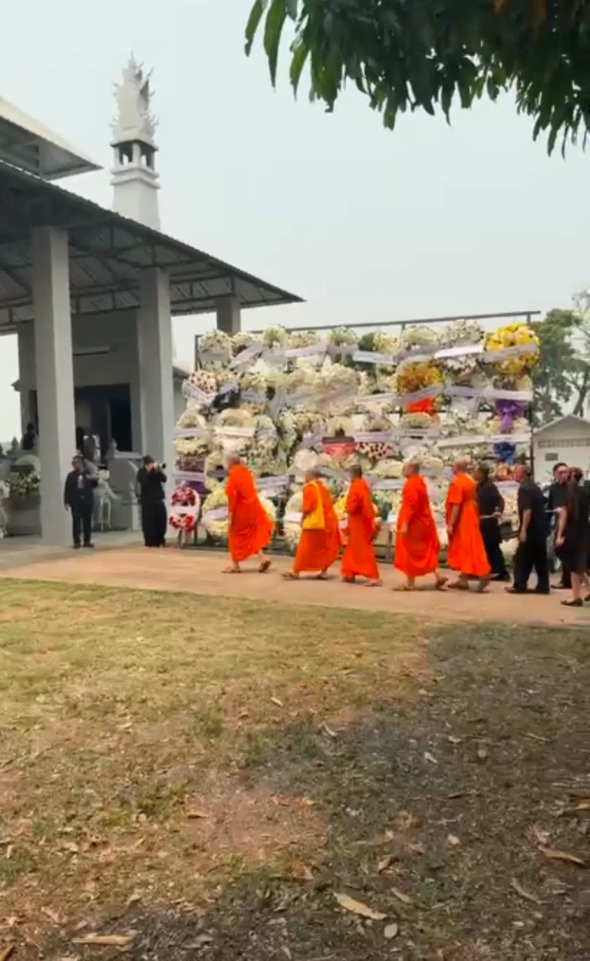 พิธีศพนายนรินทร เลขาอาจารย์เฉลิมชัย