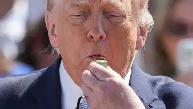 รุมจวก "ทรัมป์" ถอยหลังลงคลอง หลังเปิดศึกอิหร่าน น้ำมันพุ่ง-โลกร้อนวิกฤต