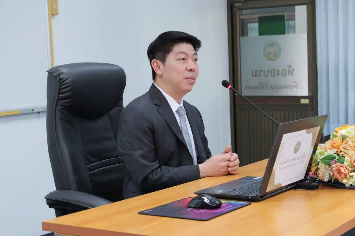 นายสุริยัณห์ หงษ์วิไล โฆษกศาลยุติธรรม