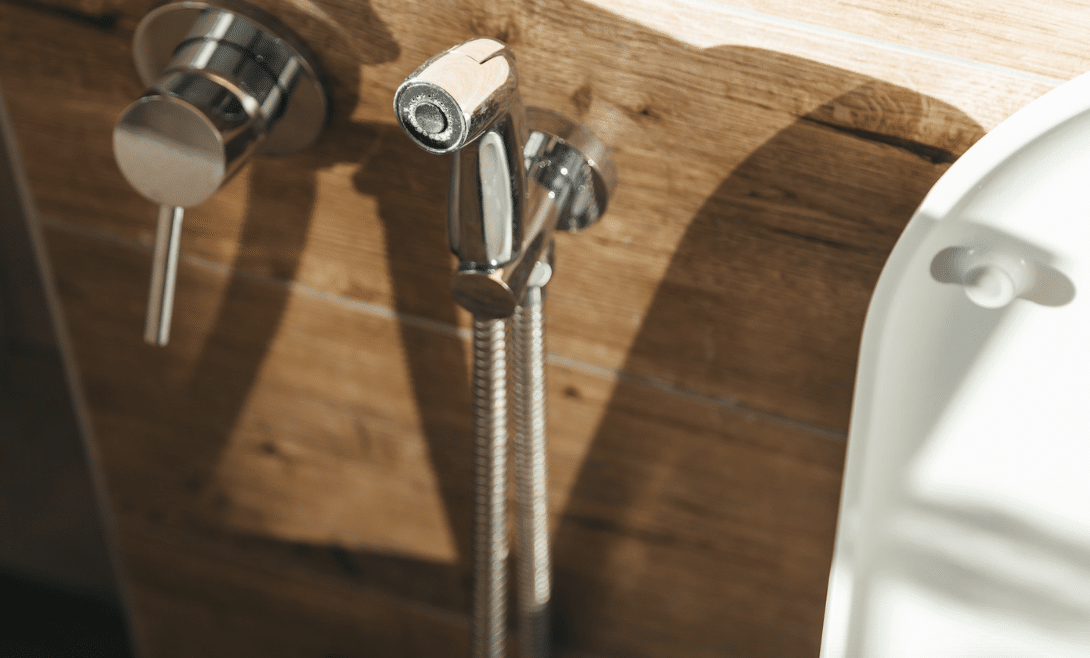 สายฉีดตูด เค้าเจอร์ช็อกฝรั่ง