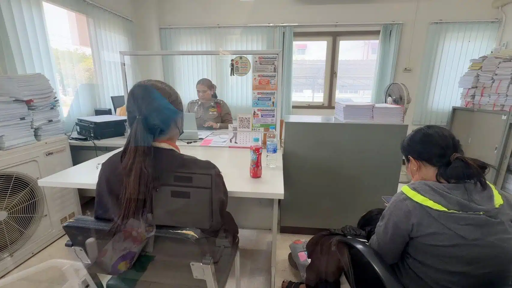 สาวโรงงาน ผวา คนขับรถบัสหื่น ลวนลาม-ขอมีเพศสัมพันธ์ ตร.เตรียมออกหมายเรียก-2