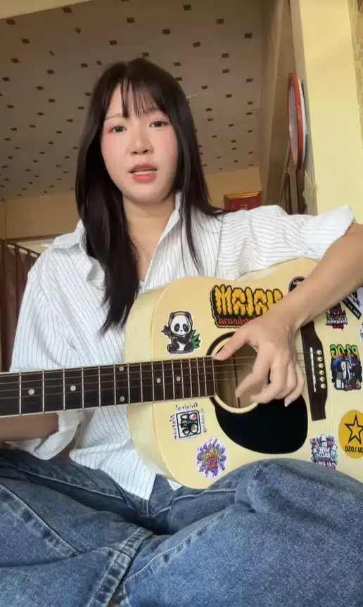 เผยโฉม น้องแอม ลูกสาว ยาว ลูกหยี สวยเก่ง แถมเป็นพนักงานสายการบินดัง-6