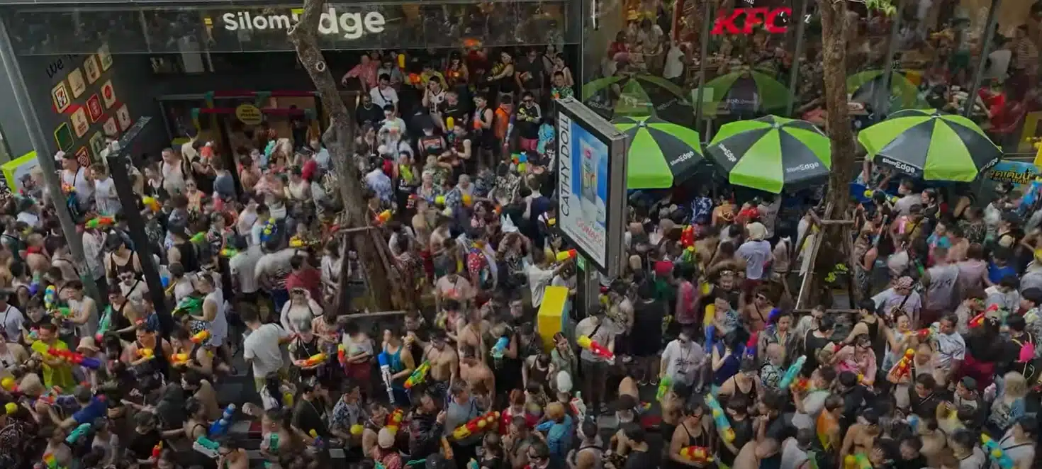 แจก 10 พิกัดเล่นน้ำ สงกรานต์ 2569 ทั่วกรุงเทพฯ รวมจุดเช็กอินความชุ่มฉ่ำยอดฮิต-2