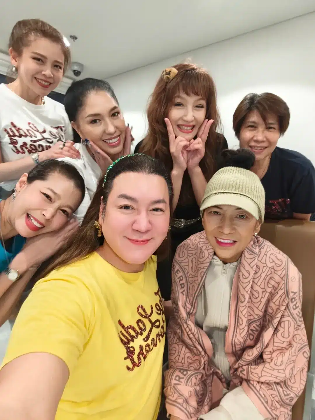 แอน อังคณา ตรวจเจอมะเร็ง-ติดเชื้อในกระแสเลือด เพื่อนศิลปินรวมตัวมอบเงินช่วยเหลือ-7