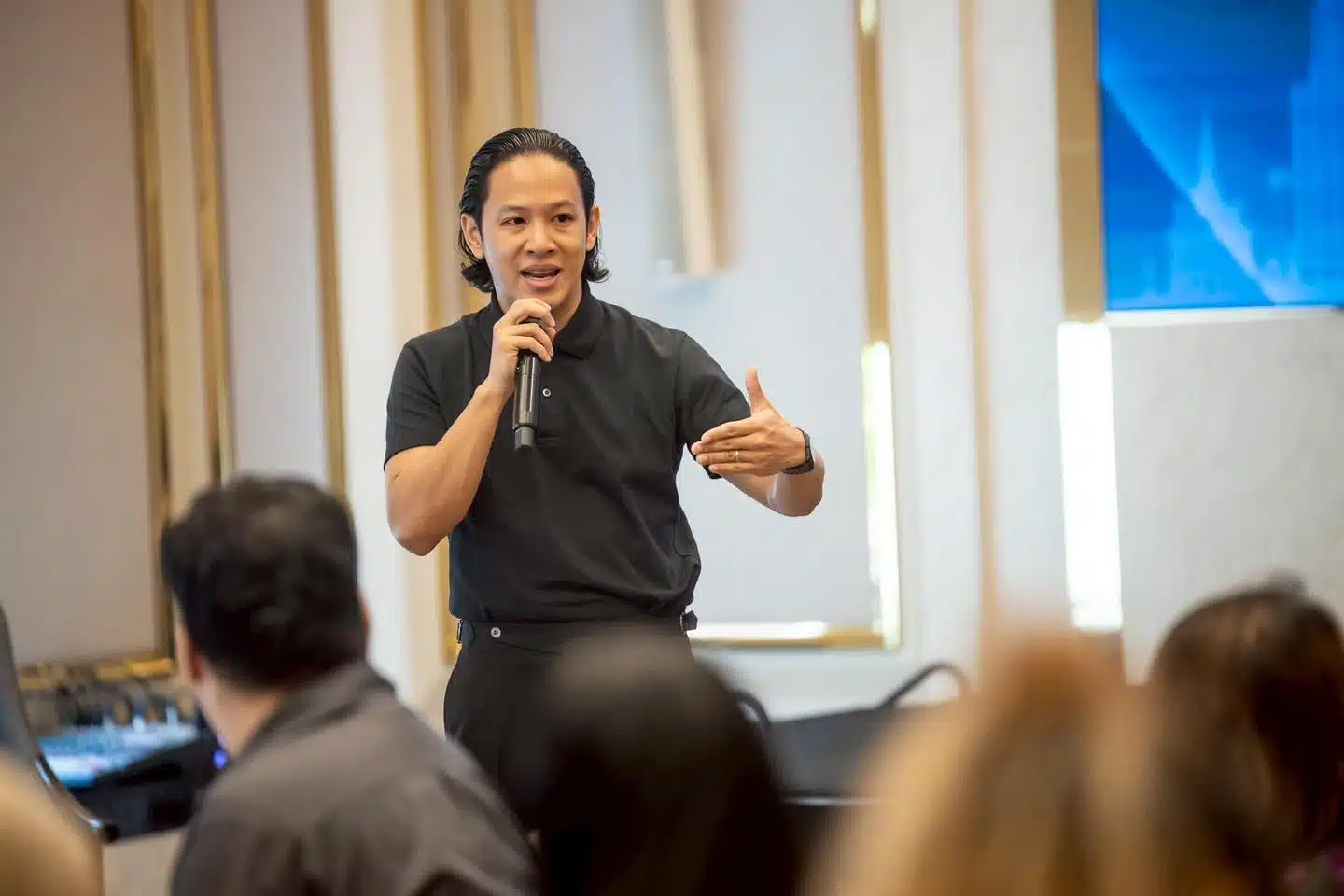 โอม ค็อกเทล