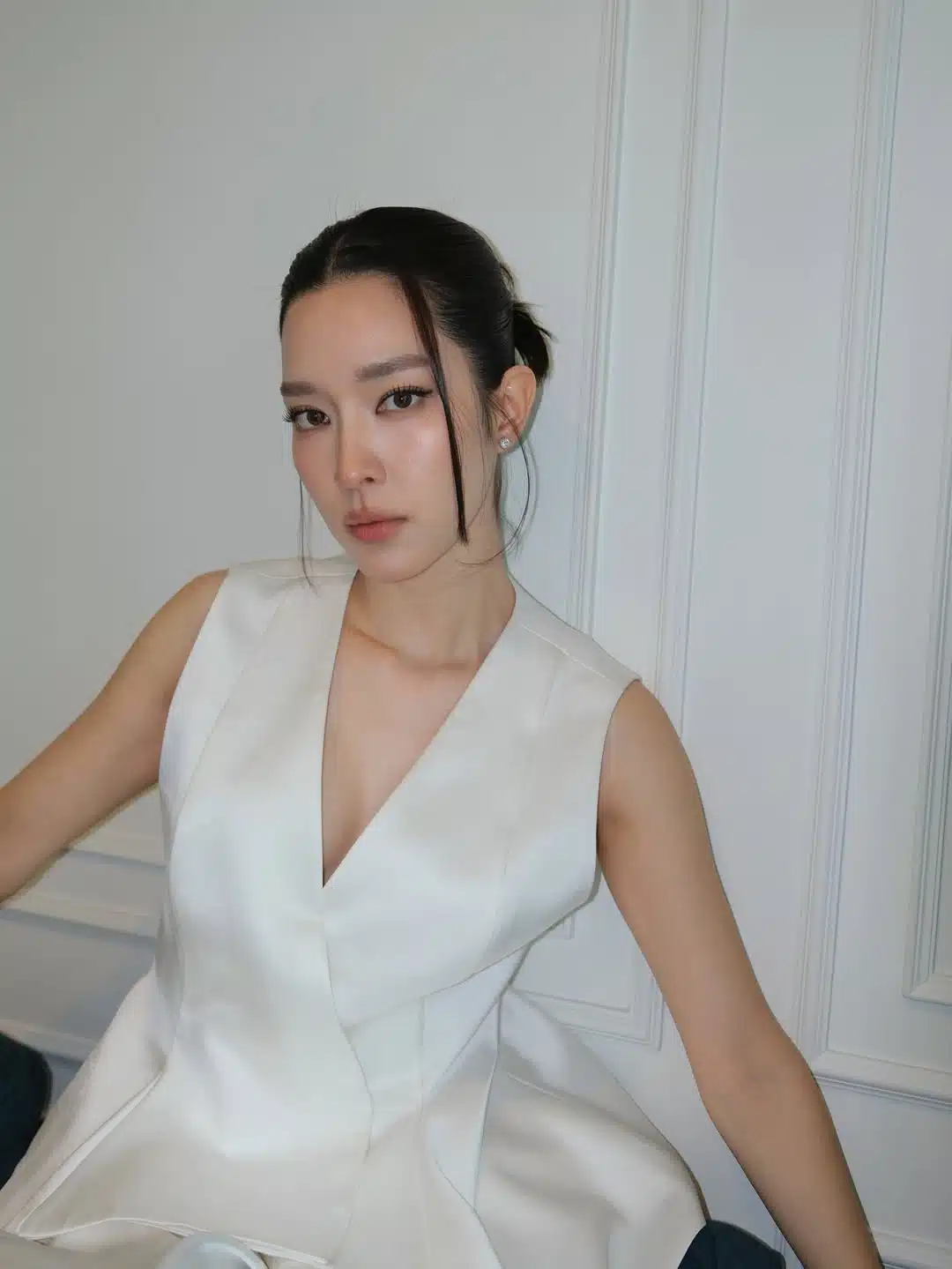 โม มนชนก