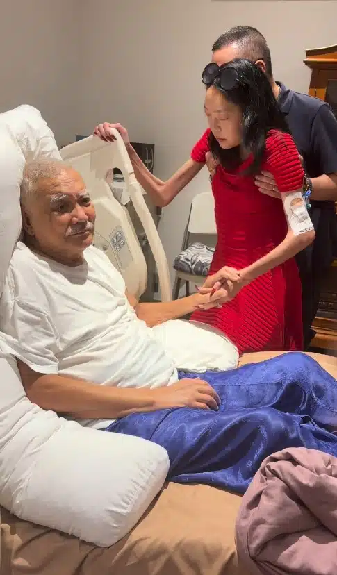 คุณหญิงแมงมุมและท่านมุ้ย