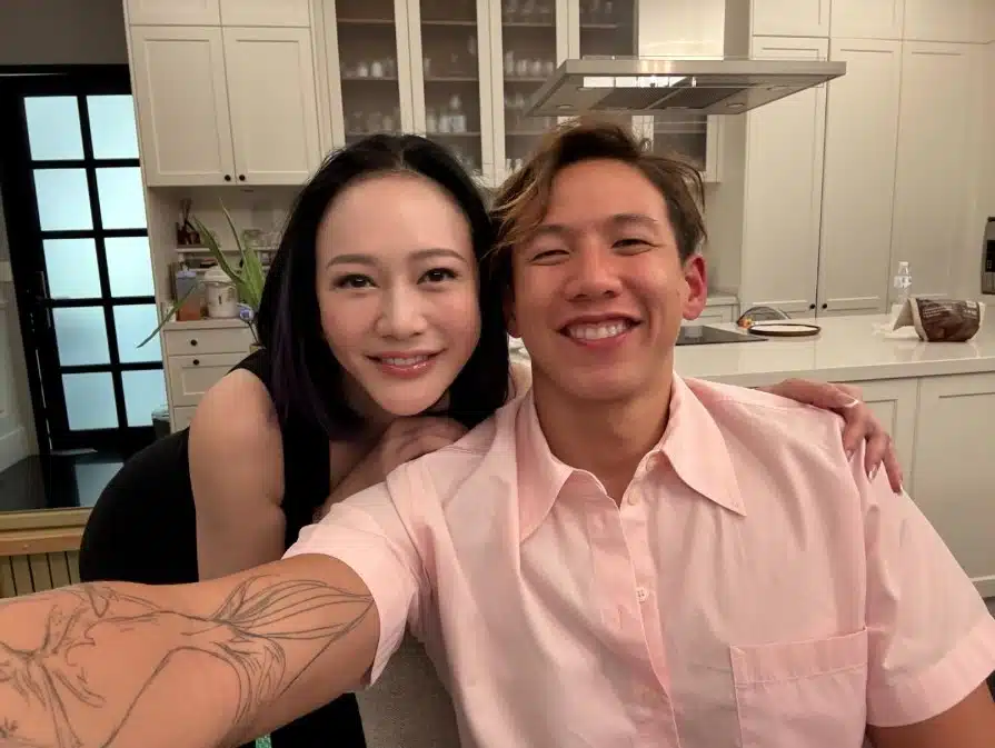 หนุ่ย ภิรมย์ภักดี และ ทราย สก๊อต