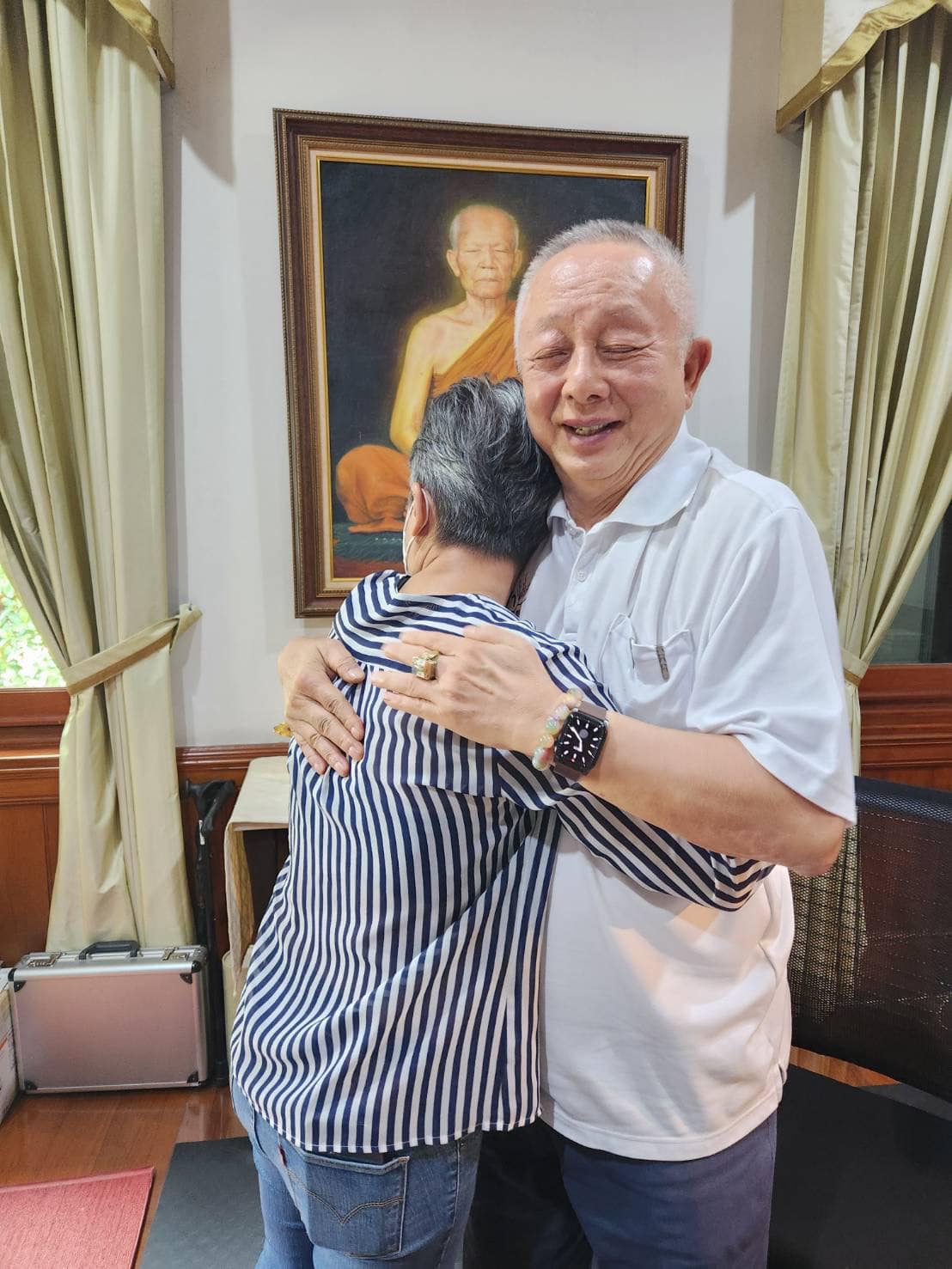สนธิ พูดถึงพิธีกรคู่ขวัญ แอ้ม สโรชา สู้มะเร็งจนนาทีสุดท้าย ยันดูแลพ่อต่อตามสัญญา-7