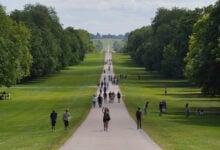 UK braces for hottest day highs of 35C amid storms