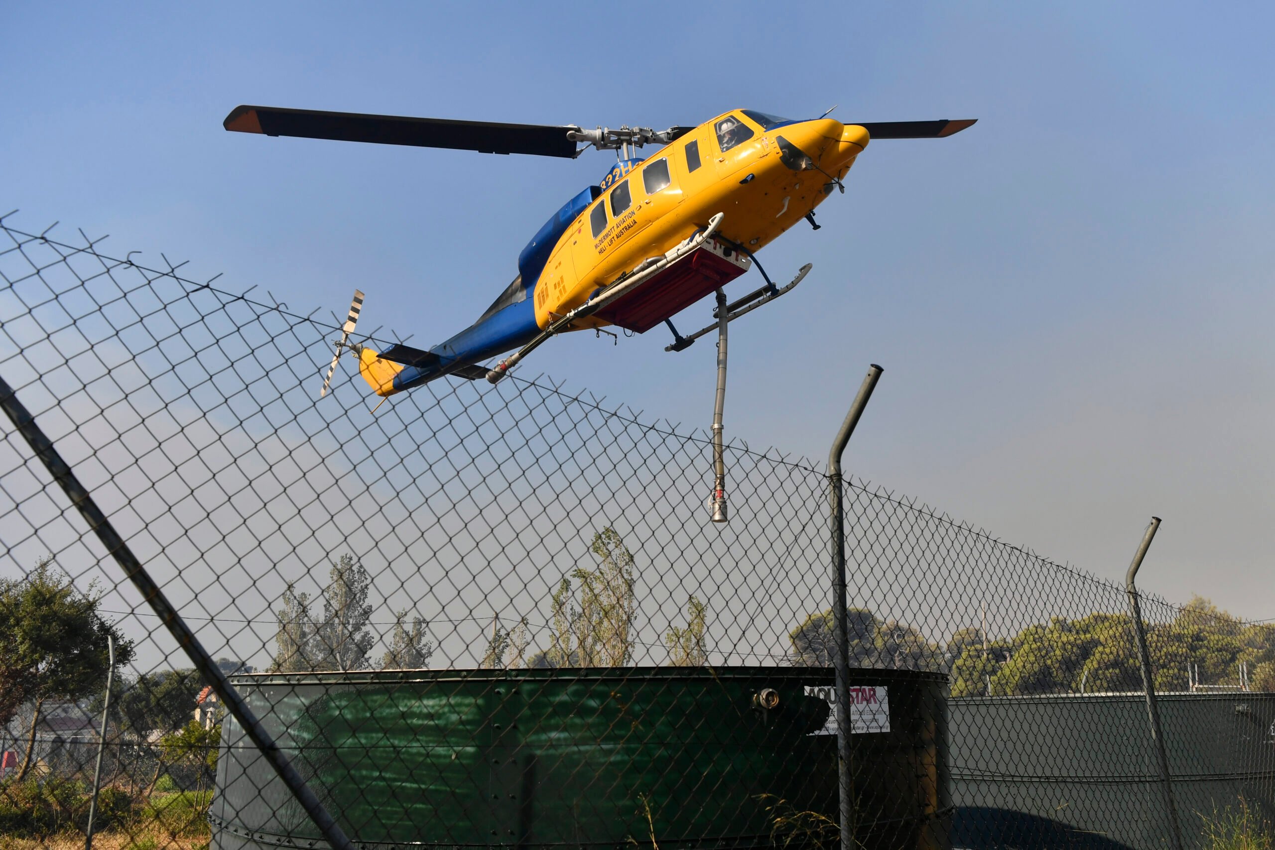 Greece battles wildfires, hundreds evacuated near Athens