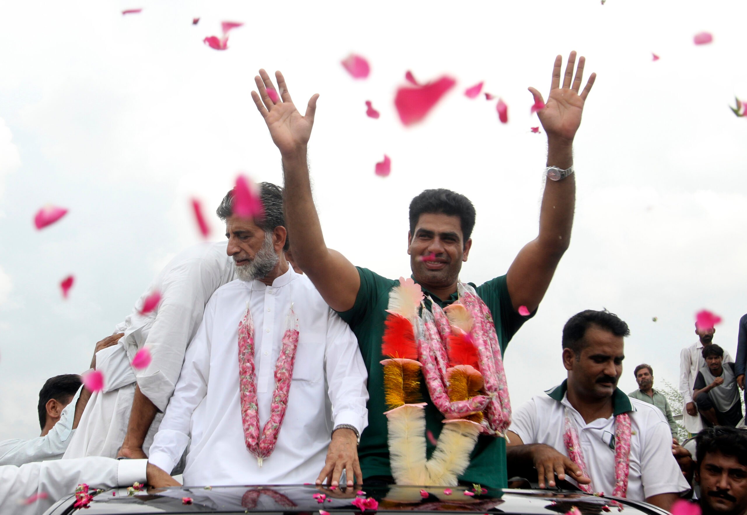 Arshad Nadeem returns to hero's welcome after Olympic gold