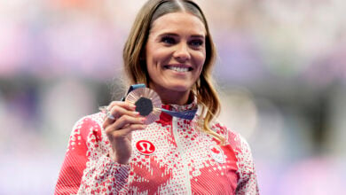 Olympian Alysha Newman twerks after winning Canada's first pole vault medal